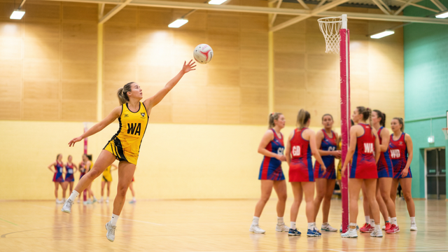 Mastering the Midcourt: Essential Wing Attack Feeding Techniques for Netball Coaches